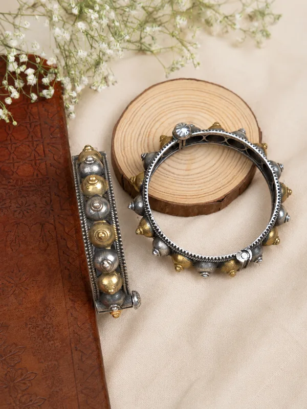 Anandi Large Size Dom Dual Tone Kada Pair
