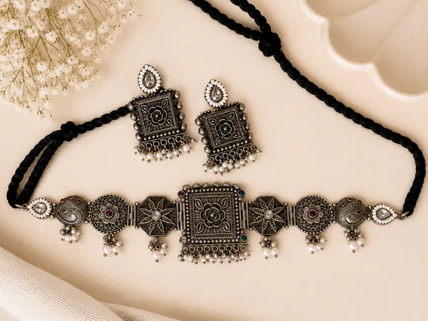 Emerald Heritage Oxidized Choker Set